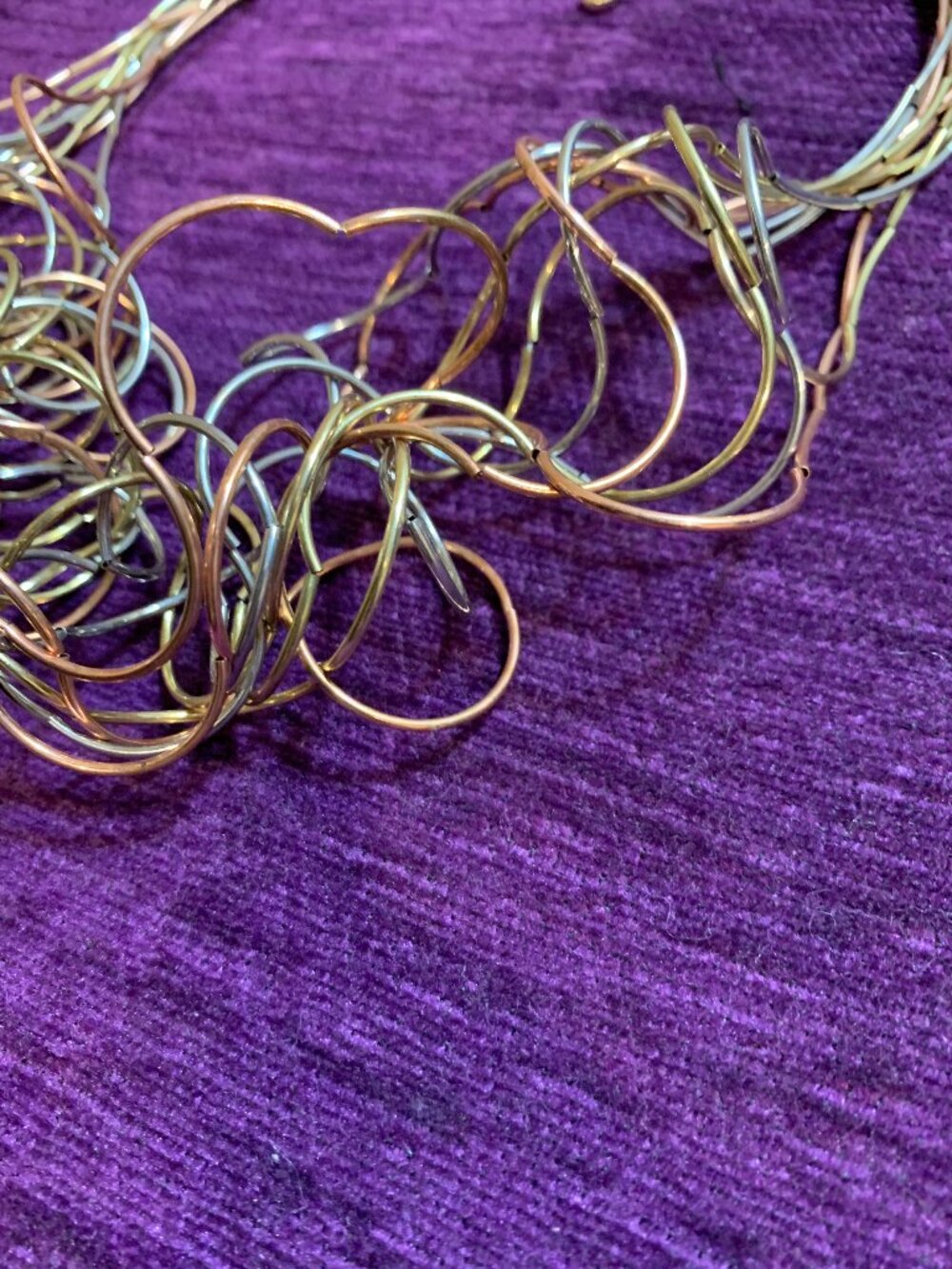 Overlapping Looped Necklace - Picture 4 of 4